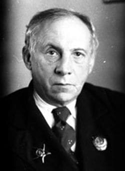 Максим Рильський